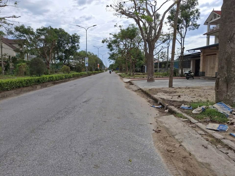 Đất mặt đường Nguyễn Sinh Cung, Cửa Lò 200m² giá 5.37 tỷ - Đầu tư sinh lời ngay!