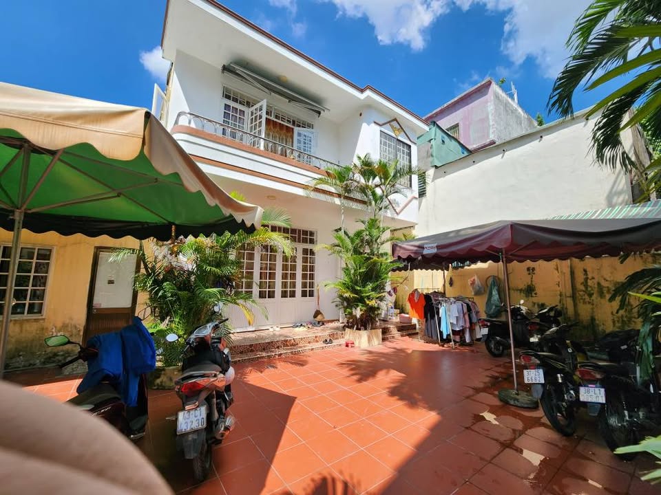 Nhà 2 tầng tại Đường Đỗ Quang, Đà Nẵng 165m² giá 5 tỷ - Vị trí đắc địa ngay trung tâm!