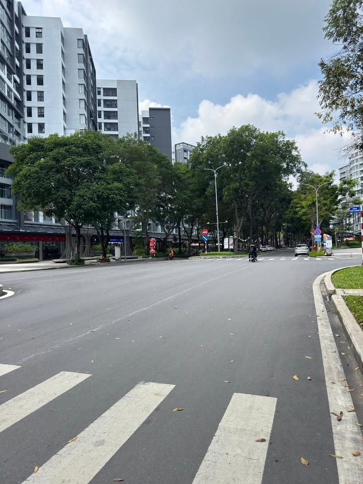 Căn hộ Sky Villa Celadon City 208m² giá 15 tỷ - Chính chủ bán gấp!