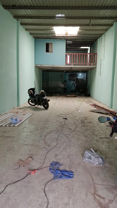 Nhà cho thuê nguyên căn quận Bình Tân 180m² giá 12 triệu - Nhà mới đẹp, vào ở ngay!