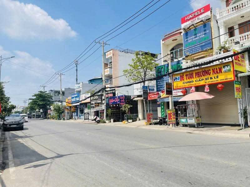 Nhà mặt tiền đường Trần Thị Năm, Quận 12, 131m² - Kinh doanh đa ngành nghề!