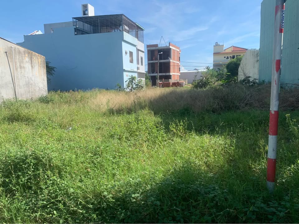 Đất mặt tiền đường Trần Văn Giảng, Đà Nẵng 85m² giá chỉ 4.35 tỷ - Cơ hội đầu tư tuyệt vời!