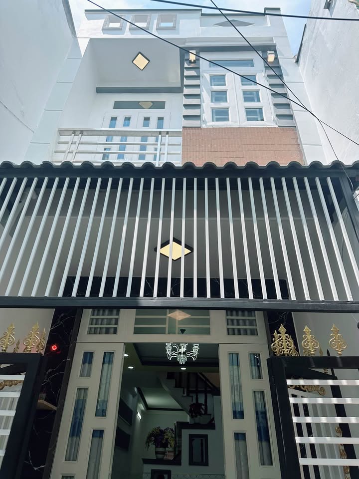 Nhà phố Bình Tân 38m² giá 3.95 tỷ - Sẵn sàng vào ở ngay!