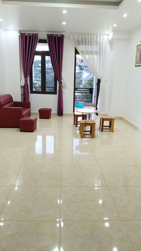 Nhà nguyên căn đường Hoàn Hoa Thám, phường 10 Đà Lạt 70m² giá 6.5 triệu - Không thể bỏ lỡ!