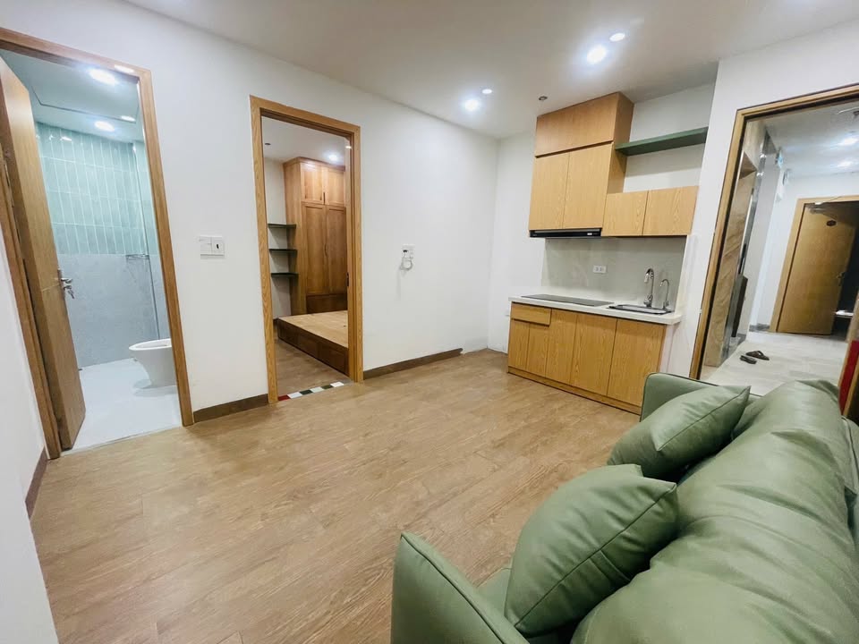 Căn hộ 2 phòng ngủ Đống Đa 55m² giá thỏa thuận - Mặt hồ Văn Chương thoáng mát!