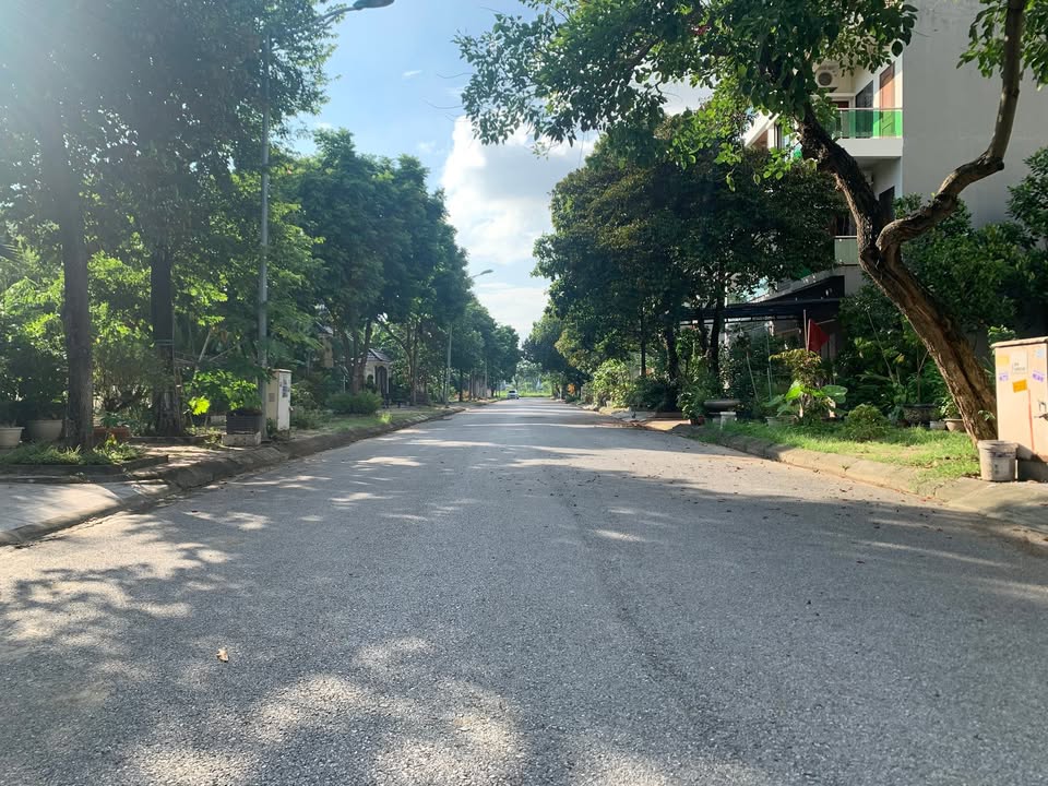 Nhà liền kề Khu A Nam Đầm Vạc 104m² giá 4 tỷ - Hướng Nam, vị trí đẹp