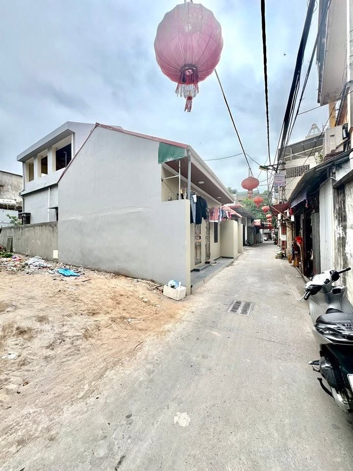 Nhà riêng phường Ngọc Thụy 32m² giá 7 tỷ - Lô góc thoáng mát