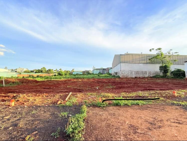 Đất thổ cư Hẻm 220 Lê Duẩn, Pleiku 117m² giá 1 tỷ - Đầu tư tiềm năng!