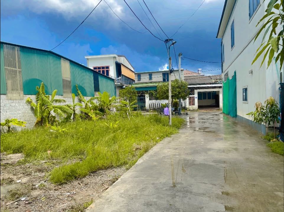 Đất nền Hậu Thượng, Thạch Quý 126m² giá 2 tỷ - Đường rộng, hướng Đông!