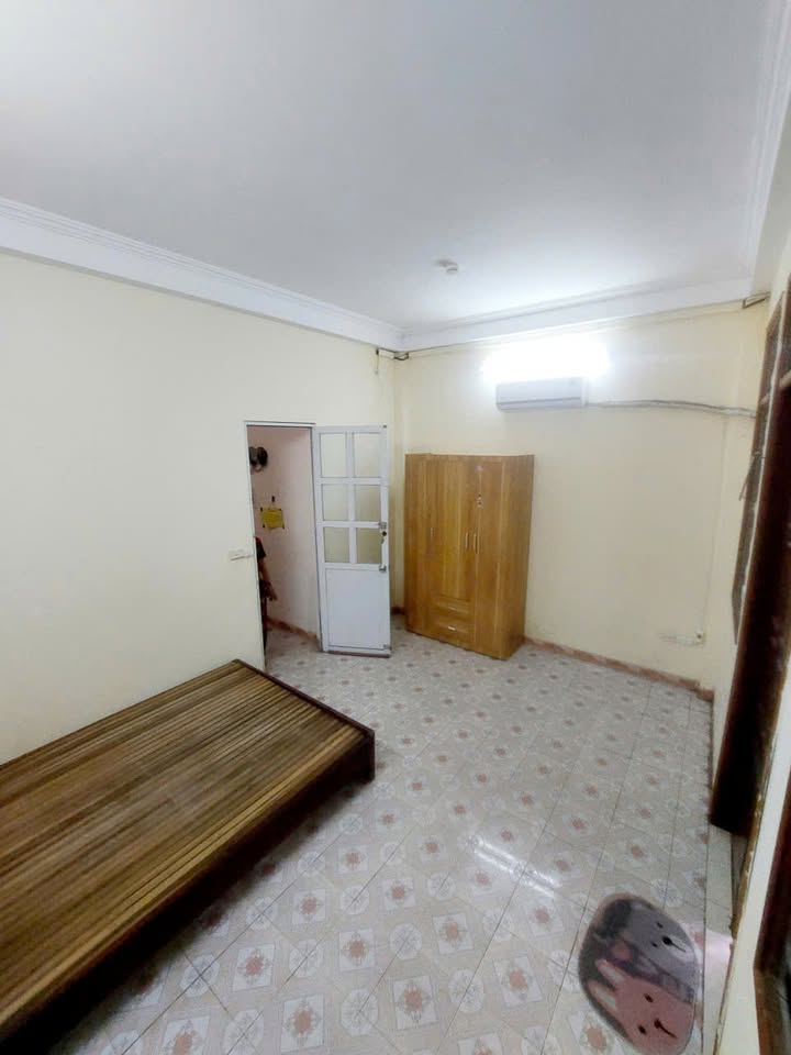 Chung cư mini 16 Ngõ 637 Giáp Bát - 20m² giá 3.5 triệu - Full nội thất, tiện ích xung quanh