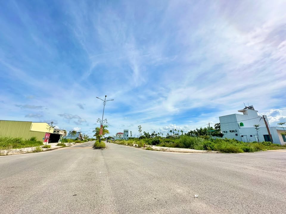 Đất nền mặt tiền 32m Trần Kiên, Tư Nghĩa 100m² giá 1.8 tỷ - Đầu tư sinh lời ngay!