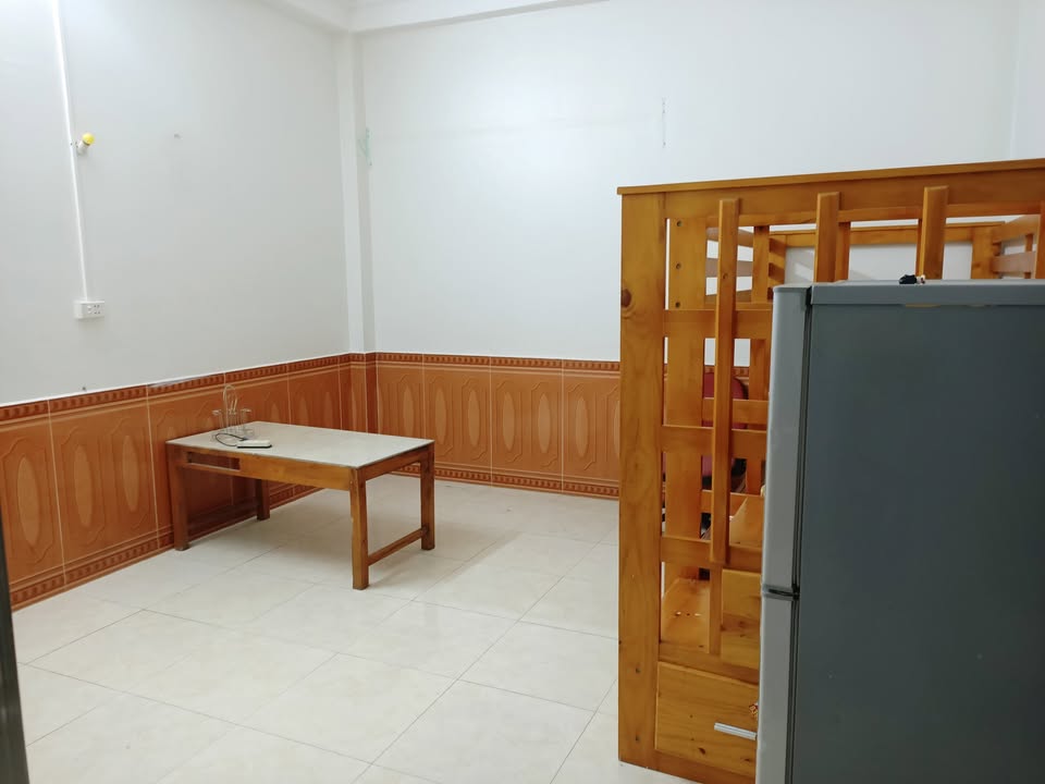 Phòng cho thuê tại ngõ 501 Điện Biên, Lào Cai - Hai phòng khép kín, giá thỏa thuận!