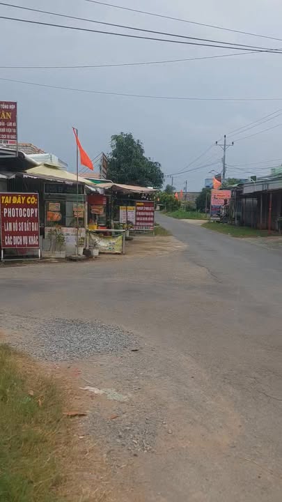 Đất mặt tiền chợ Bảo Thạnh, Ba Tri 3000m² giá 9.5 tỷ - Cơ hội đầu tư hấp dẫn!