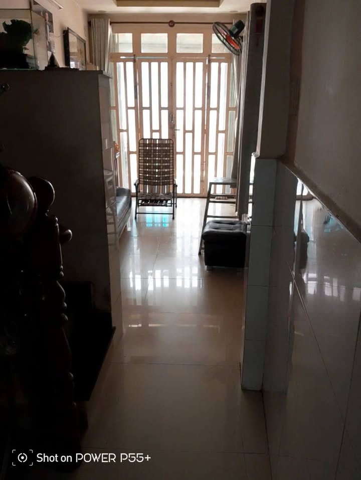 Nhà chính chủ quận 8, đường Ba Đình, 30.13m², giá 2.8 tỷ - Pháp lý rõ ràng, sổ hồng riêng!