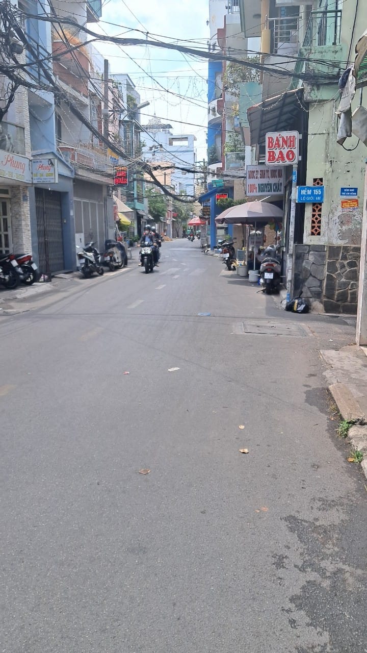 Nhà 4 tầng Lê Văn Sỹ, Quận 3, 71m² giá chỉ 8.5 tỷ - Tiện nghi đầy đủ, vị trí đắc địa!