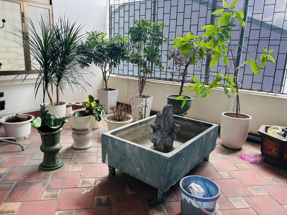 Nhà 4 tầng mặt đường Trường Chinh, 105m² giá 11 tỷ - Kinh doanh thuận lợi!