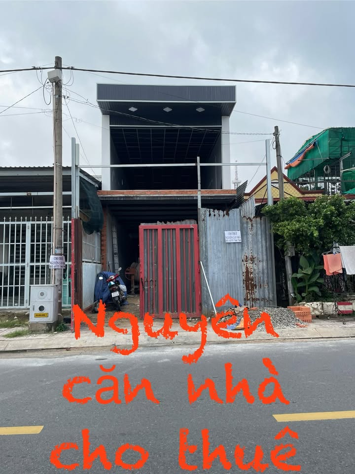 Nhà nguyên căn cho thuê đường Liêu Bình Hương, Hóc Môn, 270m² giá 17 triệu - Decor theo ý thích!