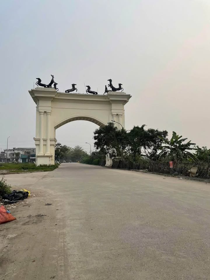 Lô đất đẹp Hương Mạc, Từ Sơn 49.6m² giá chỉ 1.x tỷ - Cơ hội đầu tư tuyệt vời!