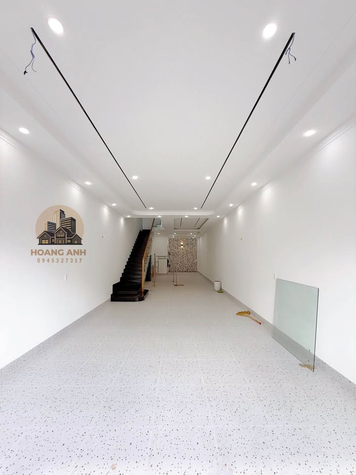 Cho thuê nhà mặt tiền 10/3 Buôn Ma Thuột 110m² giá 12 triệu - Kinh doanh thuận lợi!