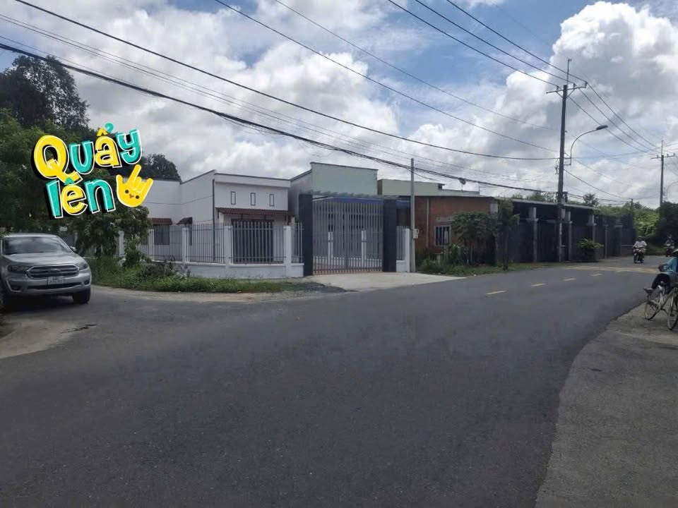 Nhà phố Nhuận Đức, Củ Chi 302m² giá 4.1 tỷ - Hoàn công, vào ở ngay!