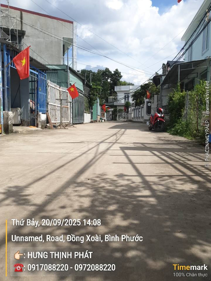 Nhà phố 165m² tại Đồng Xoài - Giá chỉ 1.8 tỷ, chính chủ bán gấp!