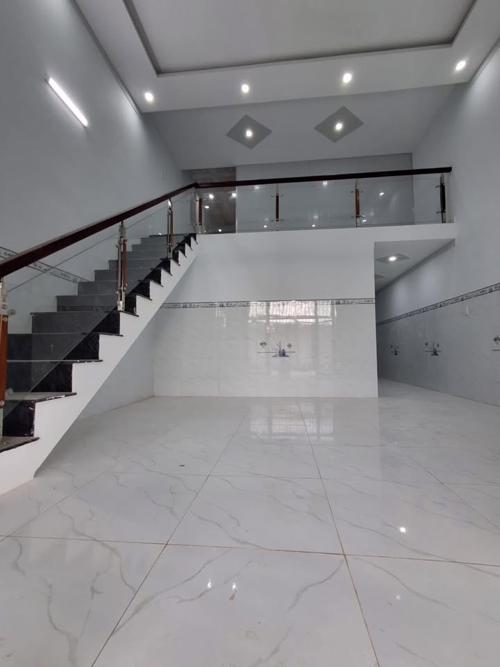 Nhà phố Long Phước 90m² giá 1.2 tỷ - Chính chủ bán gấp!