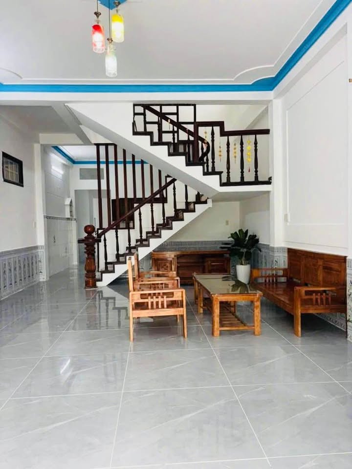 Nhà 2 tầng tại đường Quan Châu, Hòa Châu, Đà Nẵng 103m² giá 3 tỷ - View thoáng mát!