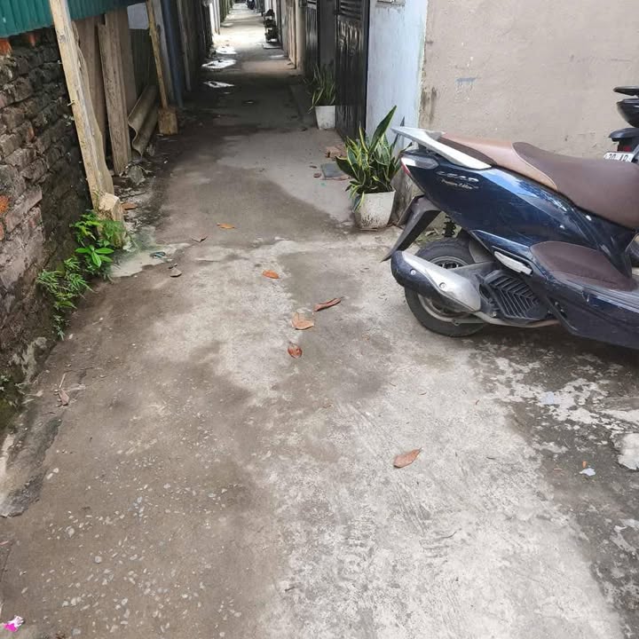 Nhà 2 tầng Âu Cơ, Ba Đình 30m² giá 1.09 tỷ - Tặng nội thất đầy đủ!