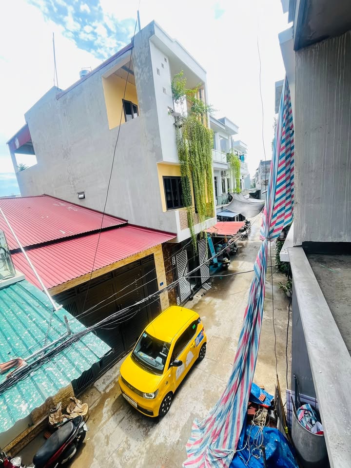 Nhà 3 tầng tại phường Dĩnh Kế, 80m² giá 4 tỷ - Hoàn thiện đẹp, vào ở ngay!