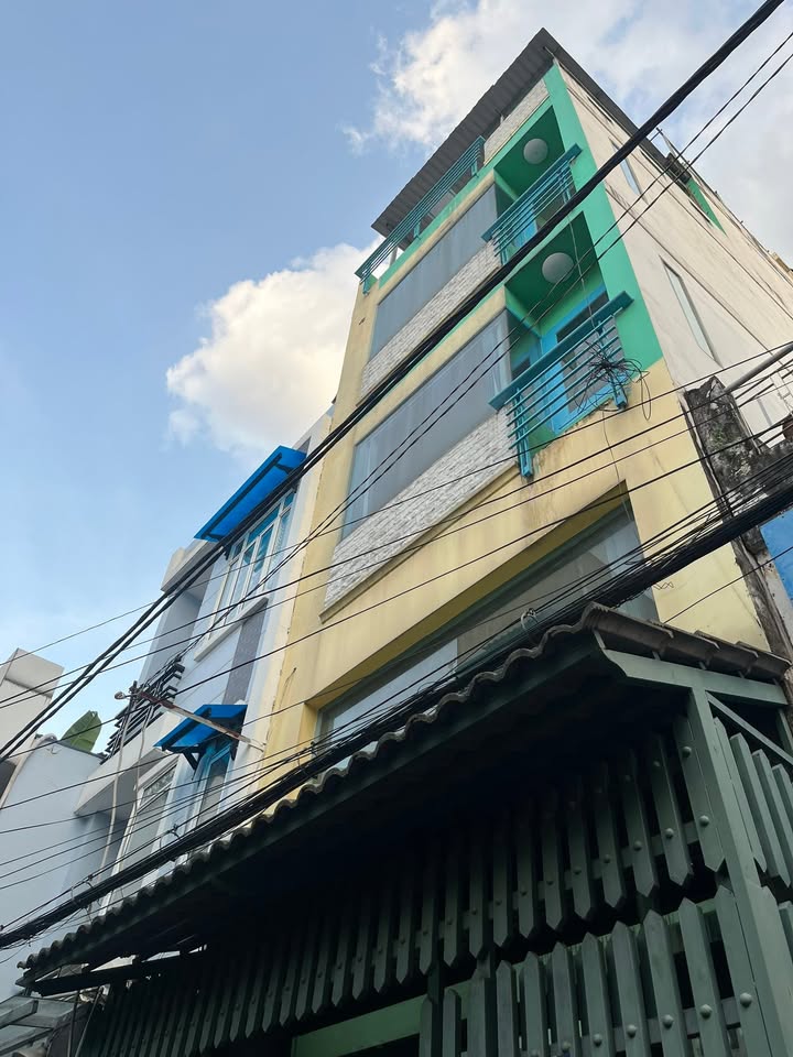 Nhà 48m² 4 Tầng tại Phan Văn Trị Bình Thạnh - Sổ đỏ chính chủ chỉ 6.8 tỷ!