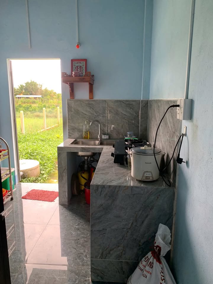 Nhà mặt tiền đường nhựa An Đước, Trảng Bàng, 400m² giá 2 tỷ - Bán gấp thu hồi vốn!