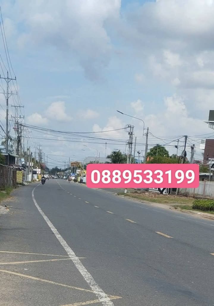 Đất mặt tiền QL 57, Hòa Nghĩa, Chợ Lách 808m² giá 6 tỷ - Cơ hội đầu tư tuyệt vời!