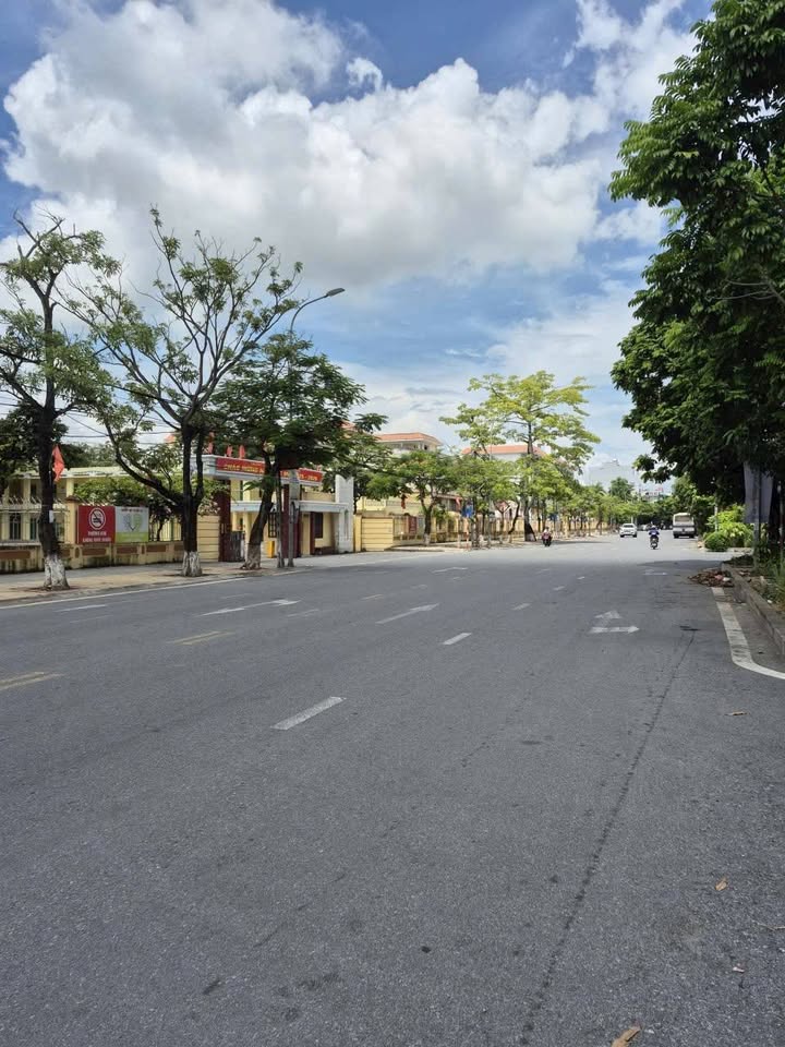 Đất mặt tiền đường Chu Văn An Thái Bình 65m² giá 6.X tỷ - Vị trí kinh doanh đắc địa!