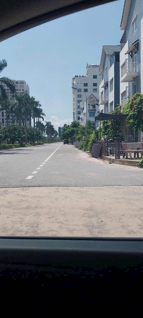 Nhà phố Liền kề San Hô, Hùng Thắng, 107m² giá 12 tỷ - Full nội thất sang trọng!