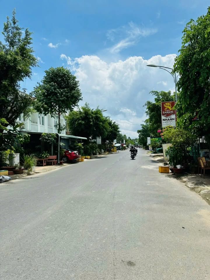 Nhà mặt tiền 2 mặt tại KDC Hoàng Quân, Cần Thơ 69.75m² giá 3.2 tỷ - Chính chủ bán gấp!