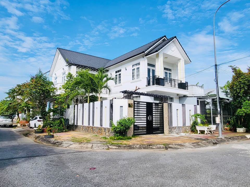Nhà góc biệt thự Khu Phú An, Cái Răng, Cần Thơ 169,5m² giá 6 tỷ - Đầu tư sinh lời ngay!