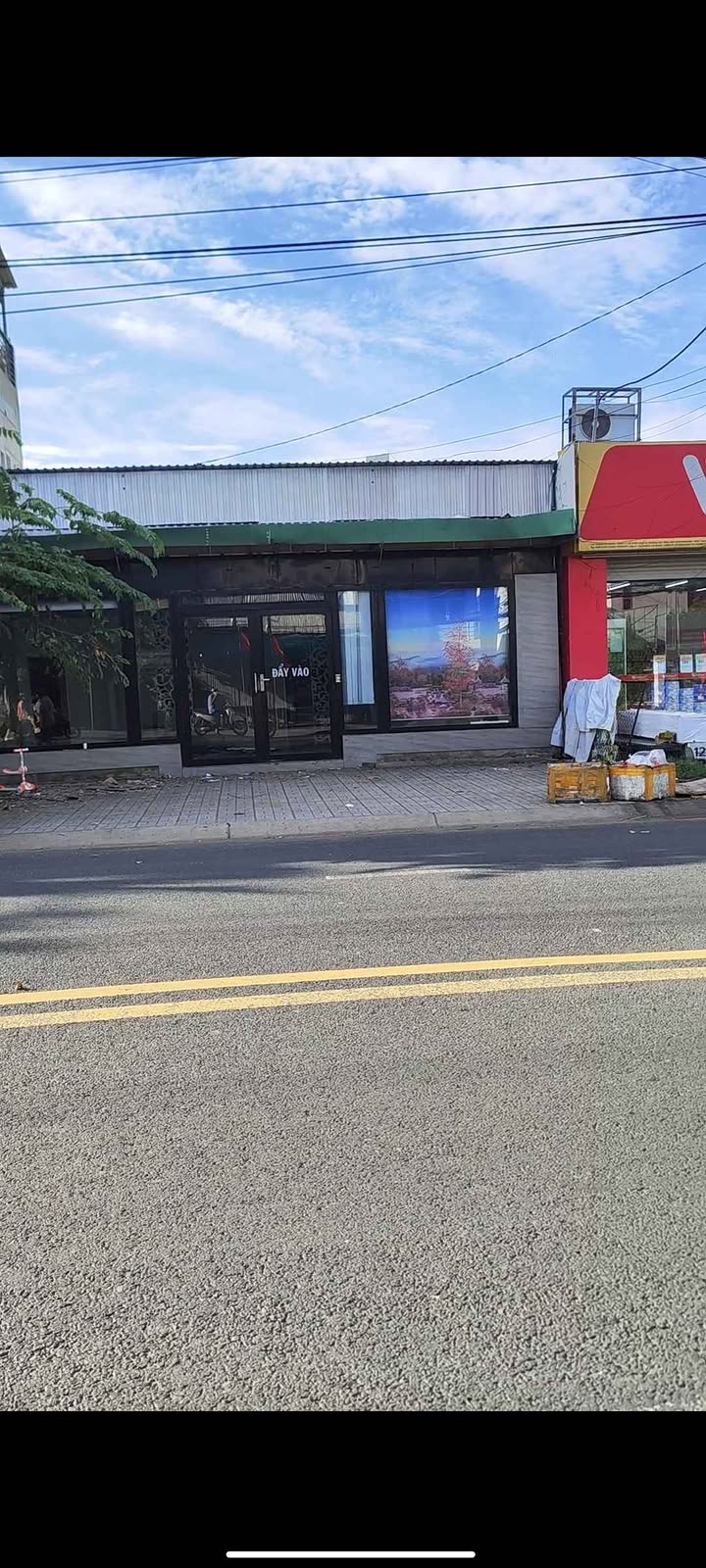 Nhà cho thuê tại đường Hàm Nghi, Bình Khánh, Long Xuyên 120m² - Mới đẹp, giá tốt!