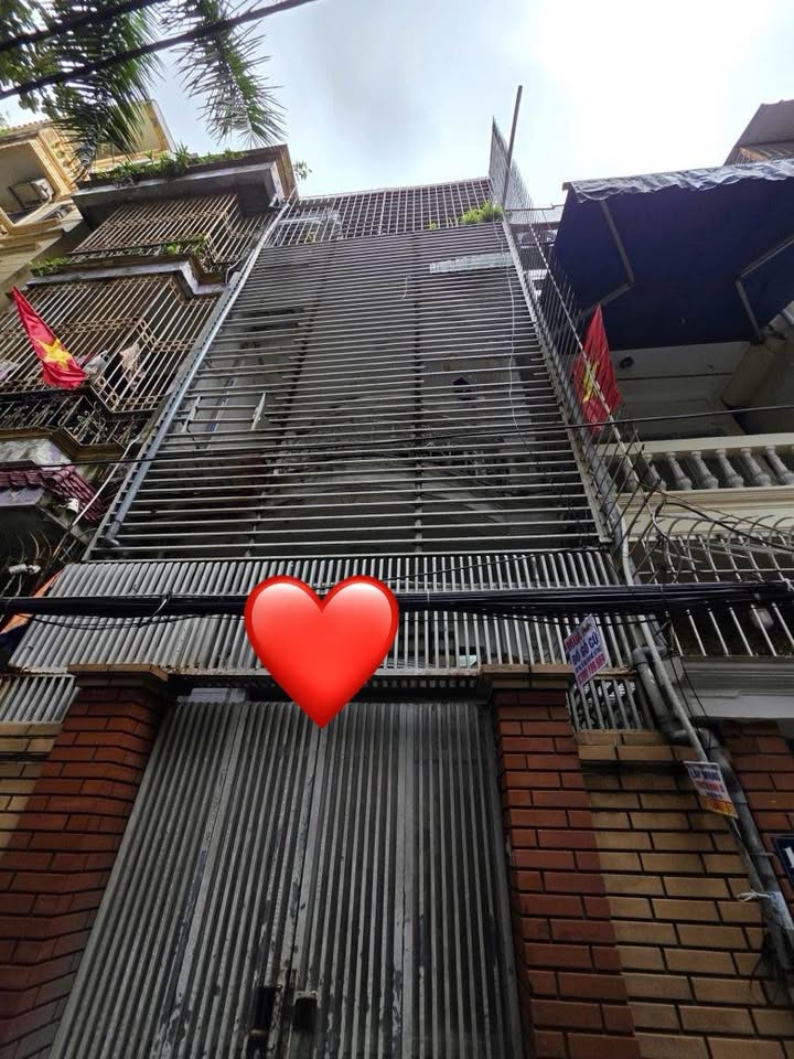 Nhà phố Đống Đa 85m² giá 3.5 tỷ - Ngõ ô tô, kinh doanh sầm uất!