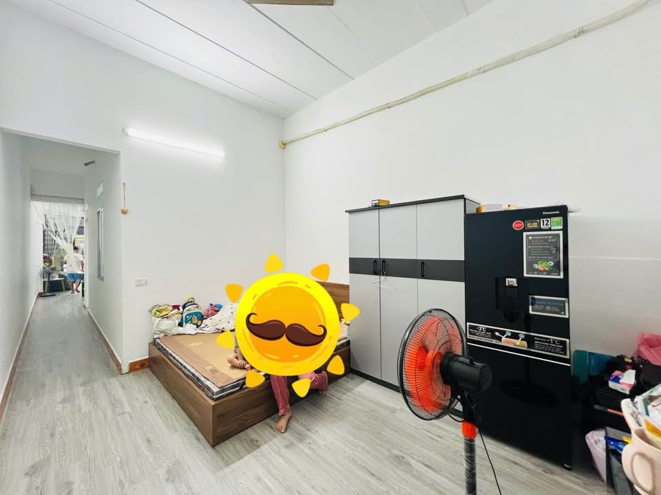 Nhà cấp 4 tại phố Lùng Thàng, Lào Cai 70m² giá 2.25 tỷ - Sẵn sàng ở ngay!