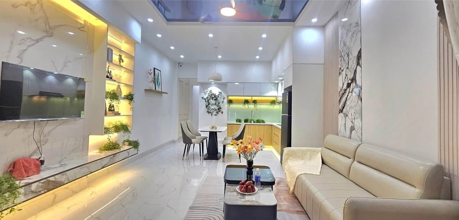 Nhà 3 tầng Trần Cao Vân Đà Nẵng 82m² giá 4.75 tỷ - Thiết kế hiện đại, sẵn sàng ở!