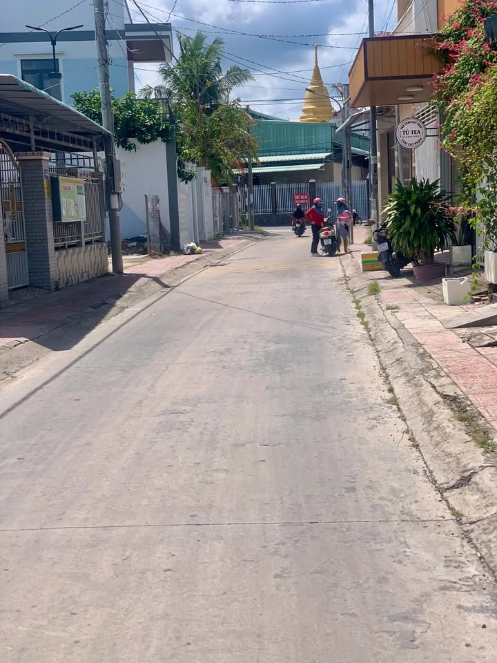 Đất nền chính chủ mặt tiền đường Nguyễn Sáng, 100m² giá chỉ 2.8 tỷ - Cơ hội đầu tư tuyệt vời!