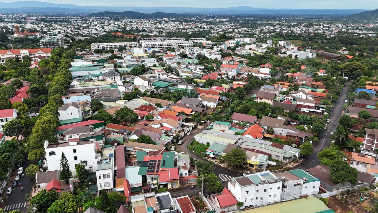 Nhà mặt tiền Trần Nhật Duật, Buôn Ma Thuột 89.7m² giá 6.5 tỷ - Vị trí đắc địa cho kinh doanh!