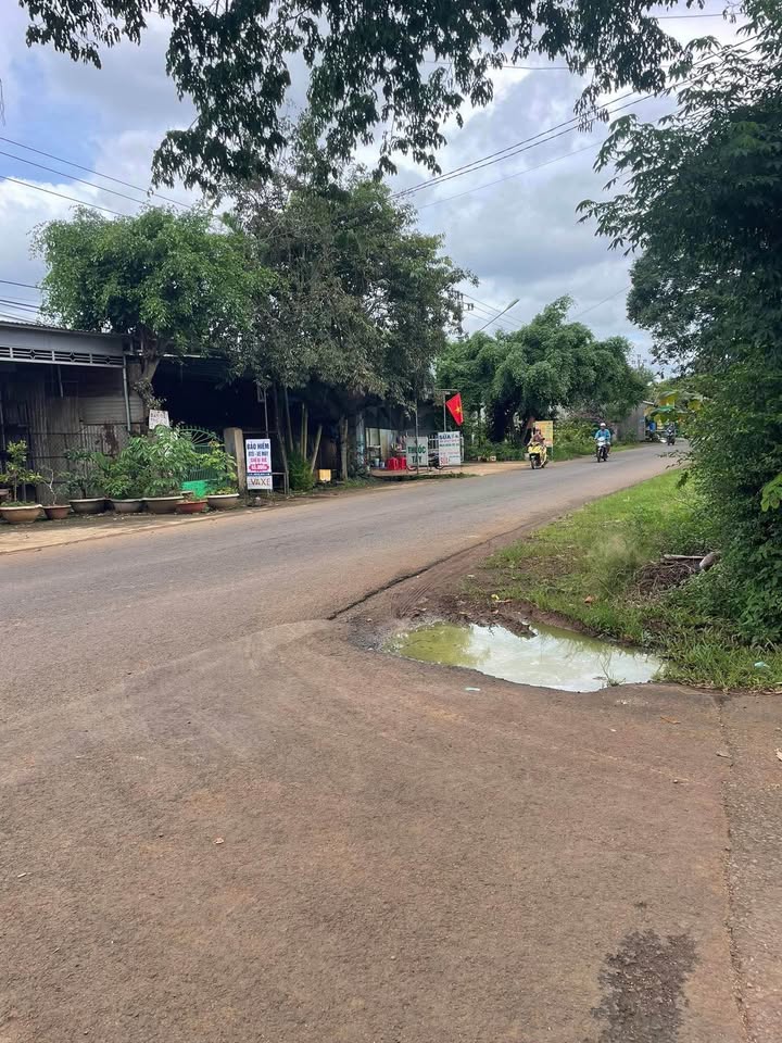 Đất mặt tiền đường Y Wang, phường Ea Kao, 200m² giá 680 triệu - Cơ hội đầu tư hấp dẫn!