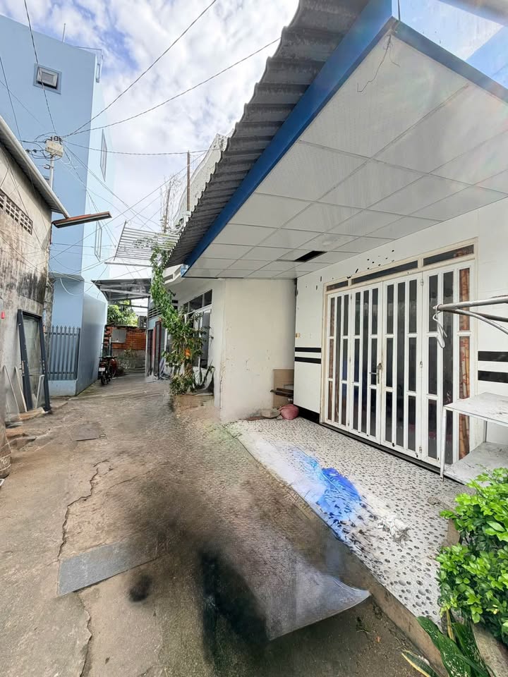 Nhà cấp 4 đường Nguyễn Trung Trực, Rạch Giá 86m² giá 950 triệu - Bán gấp, thương lượng ngay!
