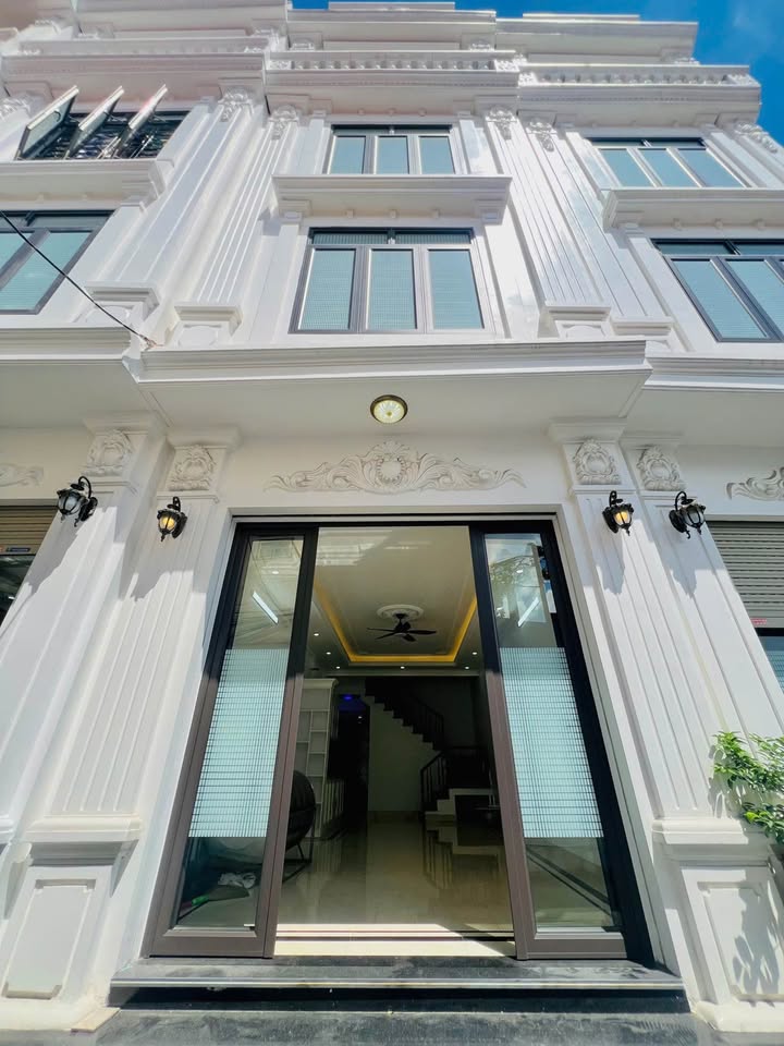 Nhà 4 tầng mới xây tại Trực Cát, Lê Chân, Hải Phòng - Giá 3.85 tỷ, ô tô vào tận cửa!