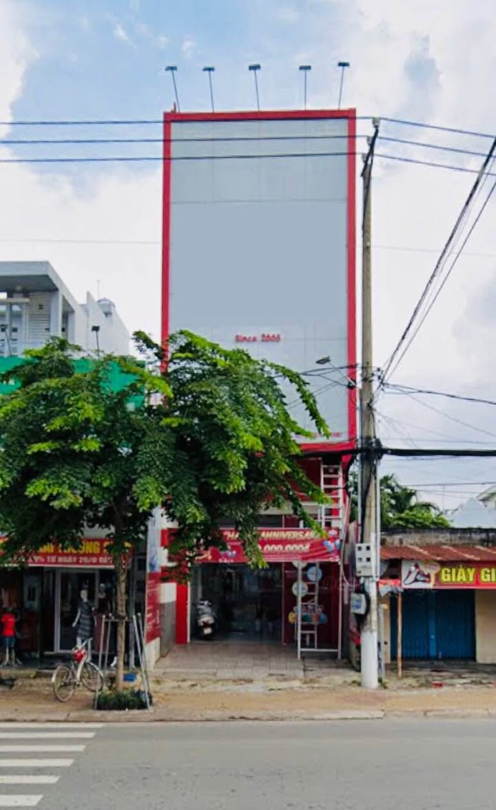 Cho thuê nhà mặt tiền đường Phú Lợi Thủ Dầu Một 125m² giá 28 triệu - Vị trí đắc địa cho kinh doanh!