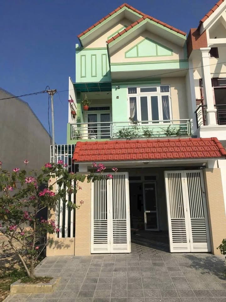 Nhà 2 tầng Nguyễn Hoàng, Kim Long, TP Huế 100m² giá 7 triệu - Sẵn sàng vào ở!