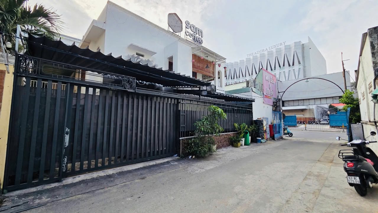 Cho thuê nhà nguyên căn 204m² tại Hoàng Văn Thụ, Phú Nhuận - Không gian thoáng đãng, phù hợp với mọi ngành nghề!