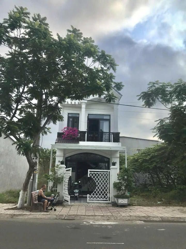 Nhà Tân Cổ Điển 90m² tại KDC P4, Cao Lãnh - Giá chỉ 3.699 tỷ!