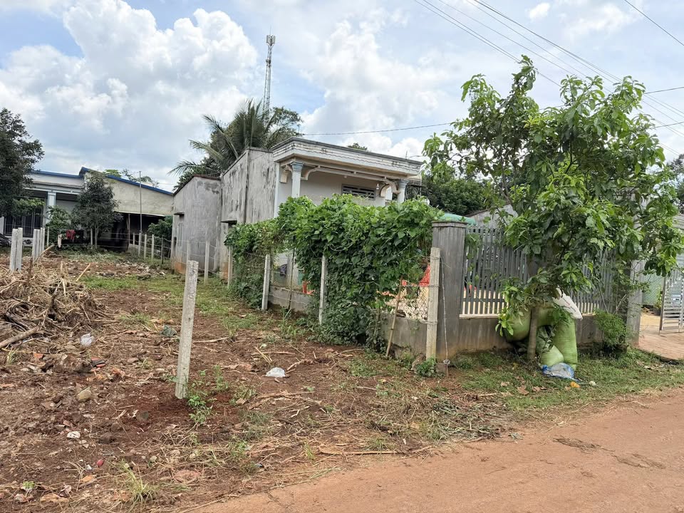 Đất nền Quảng Phú 150m² giá 500 triệu - Mặt tiền rộng, an ninh tốt!